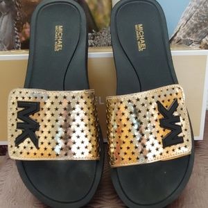 Michael Kors Shoes - Michael Kors Slide.. Michael Kors Shoes - Michael Kors Slide..